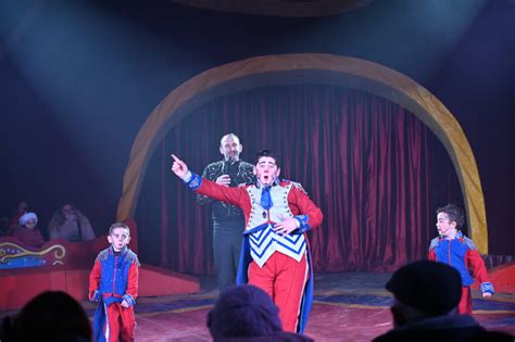 Le Cirque Zavatta Le Spectacle Tr S Attendu De La Fin Dann E Ville