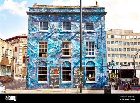 The Full Moon Pub Murals In Bristol Uk England Stock Photo Alamy