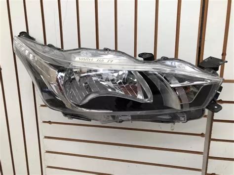 Faro Toyota Yaris Hb 2017 Derecho Original Reparado Envío gratis