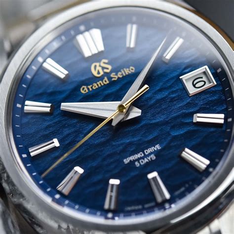 Grand Seiko Minamo Aka Lake Suwa SLGA007 Limited Edition Men S