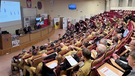 Konferencja naukowa pt Bezpieczeństwo strażaków w działaniach