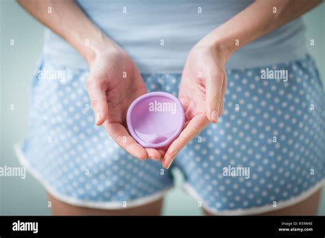 Diaphragm birth control hi-res stock photography and images - Alamy