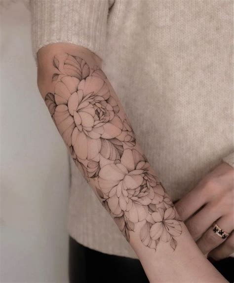 Art Tattoo Wreath Tattoo Tattoo Sketch Creative Tattoo Designs Tattoo