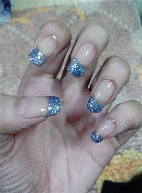 DIY NailArts: 3. French nails with a twist!