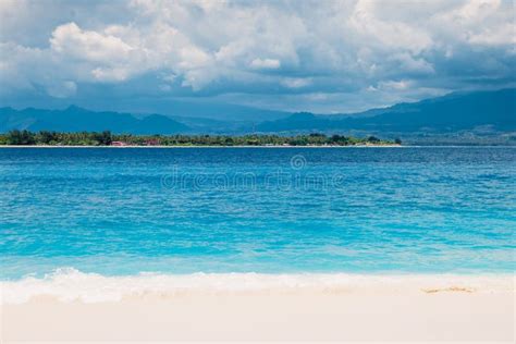 Tropical Beach and Blue Ocean in Paradise Islands Stock Image - Image ... 