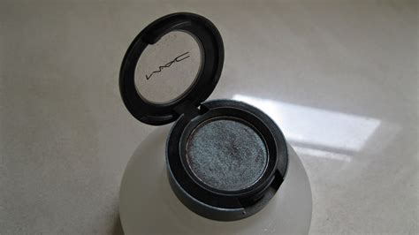 Mac Eyeshadow Club Review