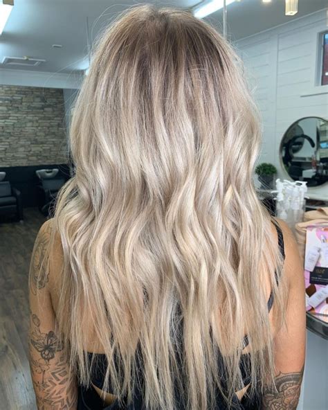 Blonde Root Melt Ideas That Will Make You Dye Your Hair