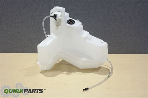 Nissan Murano Windshield Washer Fluid Reservoir Tank Bottle