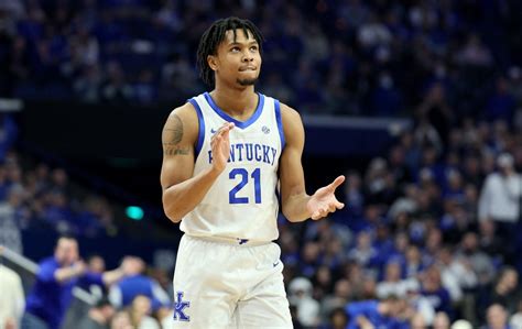 Kentucky Star Freshman D J Wagner Announces Transfer Commitment The Spun