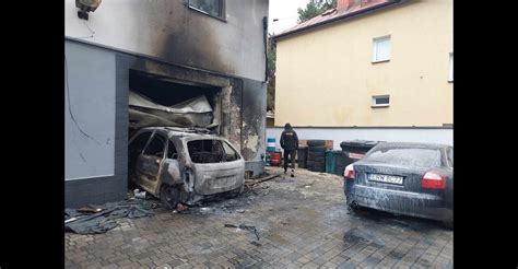 Auto Bachusowi spalił się warsztat