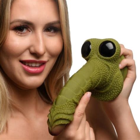 Creature Cocks Swamp Monster Green Scaly Silicone Dildo Fantasy