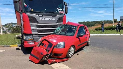 Fim De Semana Marcado Por Dois Acidentes Com Morte No Oeste De Sc