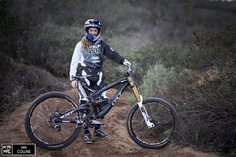 [Interview/Bike Check] Rachel Atherton's GT Fury | MTB-MAG.COM