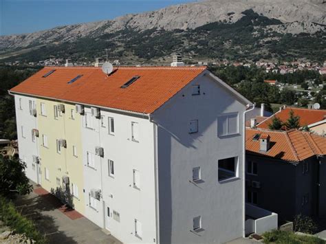 Namestitev Apartmaji Villa Limun Baska Otok Krk Namestitev