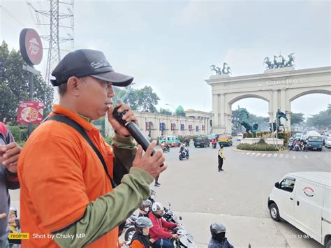 Tiga Tahun Upah Tidak Naik Buruh Wajar Umk Minta Naik Persen