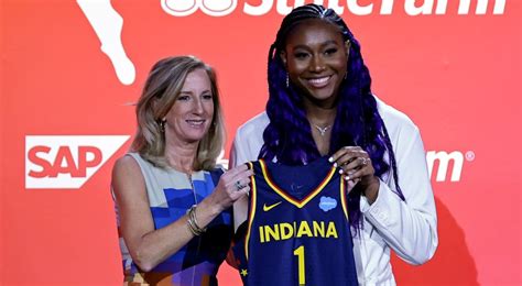 Indiana Fever select Aliyah Boston first overall in 2023 WNBA Draft