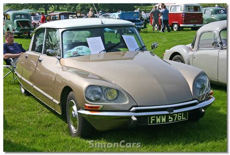 Simon Cars - Citroen DS