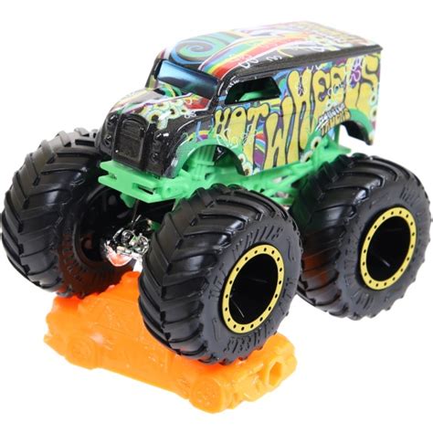 Купить машинка Hot Wheels Базовый Монстр трак FYJ в интернет магазине ОНЛАЙН ТРЕЙД РУ