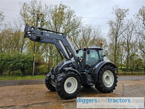 Valtra N Active Tractor With Front Loader Diggersandtractors