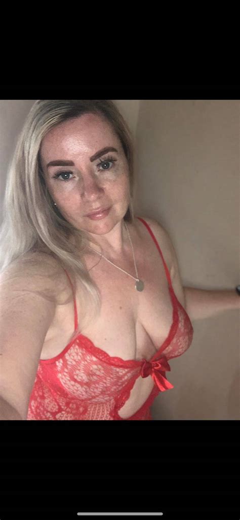 Im A Year Old British Milf Cum Slut I Love Getting Off And Knowing Youre Getting Off