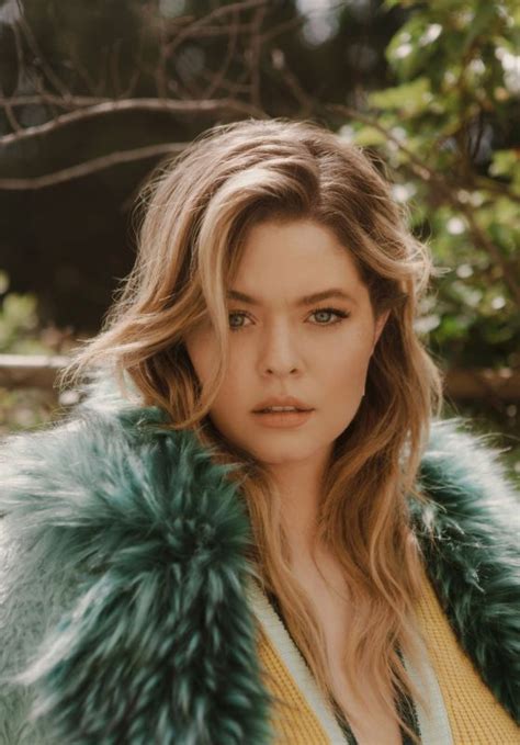 sasha pieterse style clothes outfits  fashion celebmafia sasha