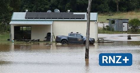 Unwetter Schwere Überschwemmungen an Australiens Ostküste Panorama