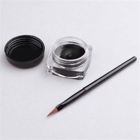 Delineador De Ojos Natural 6 Grs Aceite De Oliva 3 Grs Cera De Abejas