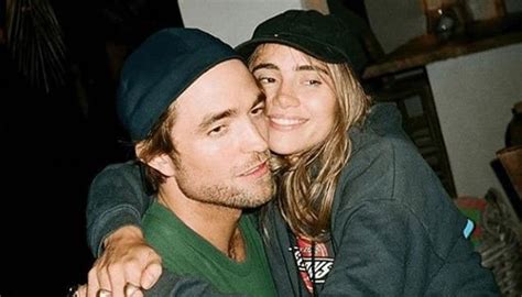 Robert Pattinson And Girlfriend Suki Waterhouse Are All Smiles For