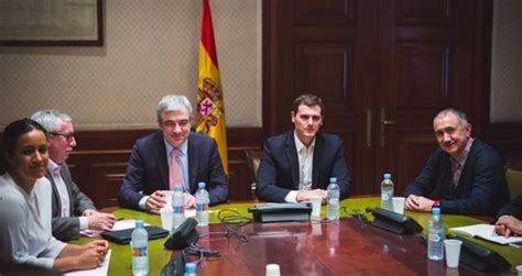 Ciudadanos Acuerda Con Cc Oo Y Ugt Intercambiar Ideas Para Cambiar El