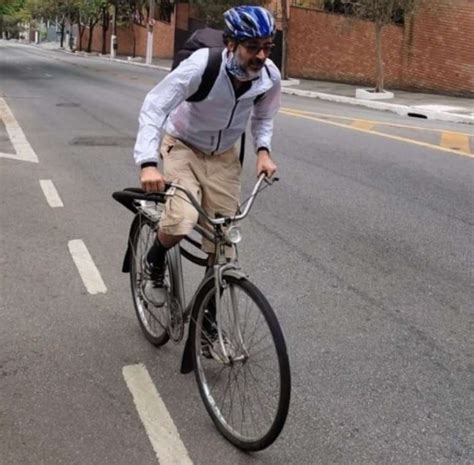 Ciclista Atacado Por Gangue Enquanto Pedalava Na Rodovia Dos