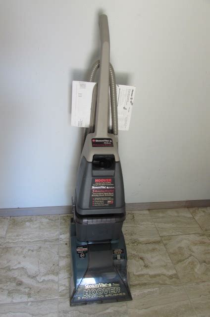 Lot Detail Hoover Steamvac Deluxe