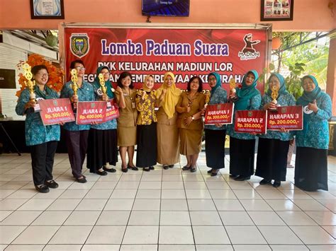 Lomba Paduan Suara Pkk Kelurahan Madiun Lor