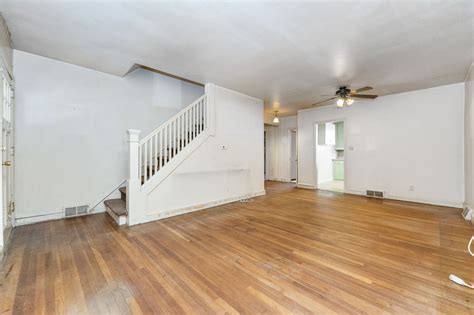 921 Stanbridge St Norristown Pa 19401 Left Bank Reps