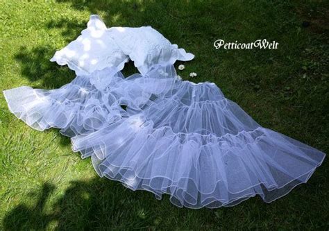 Petticoat F R Taufkleid Von Petticoatwelt Auf Etsy Taufkleid Sommer