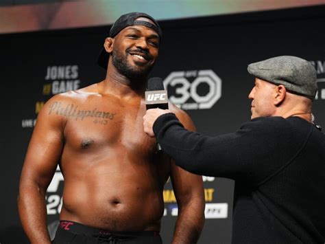 Jon Jones Fight Record How Many Losses Does Bones Have In His Career