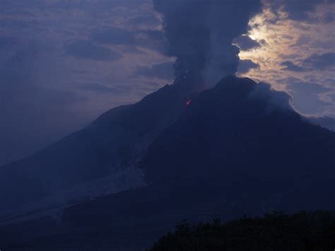 Bildergalerie Pyroklastische Str Me Am Sinabung Vulkane Net Newsblog