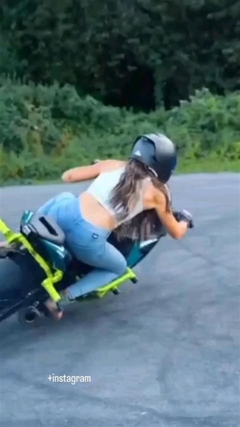 Pin By My Love ️mi Life On Pines Creados Por Ti In 2024 Stunt Bike Motorcycle Babes Female