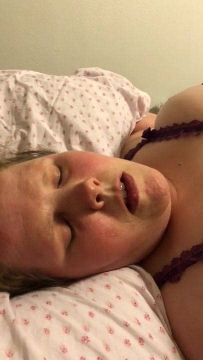 White Wife Being Fingered SSBBW Amateur Porn XHamster