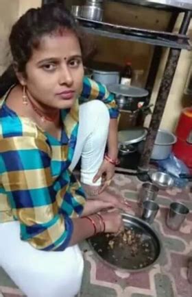 Homely Bhuvana Aunty First Time Anal Sex