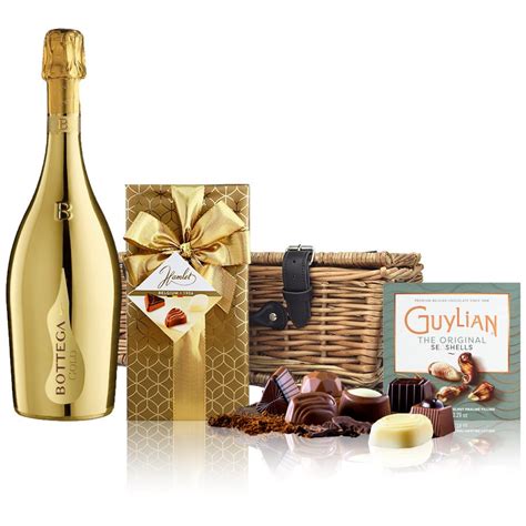 Bottega Gold Prosecco 75cl And Chocolates Hamper Bottled Boxed