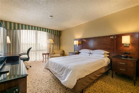 Houston Marriott South At Hobby Airport | Hotels in Houston, TX