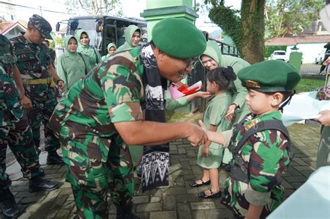 Danrem My Kunjungi Kodim Pandeglang Tni Ad Harus Hadir Di