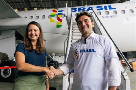 Latam Revela Primeira Das Suas Aeronaves Tem Ticas Para A Campanha