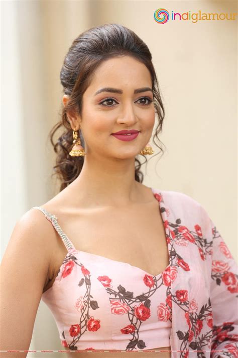 Shanvi Srivastava Actress Photo Image Pics And Stills