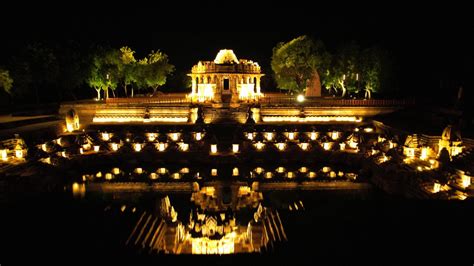 Gujarat Pm Modi To Declare Modhera As India S First Solar Powered