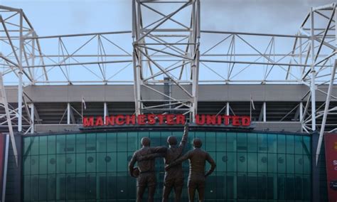 Comment les méga clubs de football comme Manchester United gagnent ils