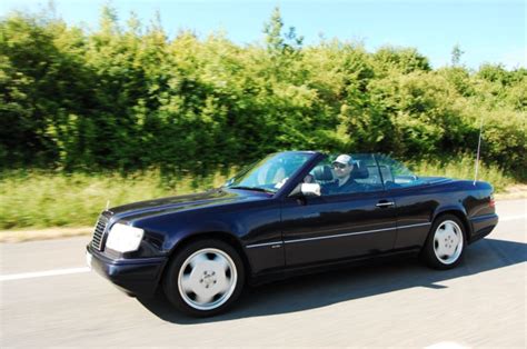 Auf Tour Mit Dem W124cc Club Mercedes Treffen Mercedes Fans De Begleitete Die 124er