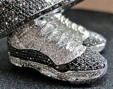 Air Jordan XI Concord Diamond Pendant