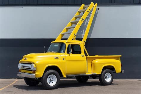 10000 Ladder Truck Design Pictures