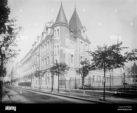 . American hospital, Paris between 1908 and 1919 20 American hospital ...